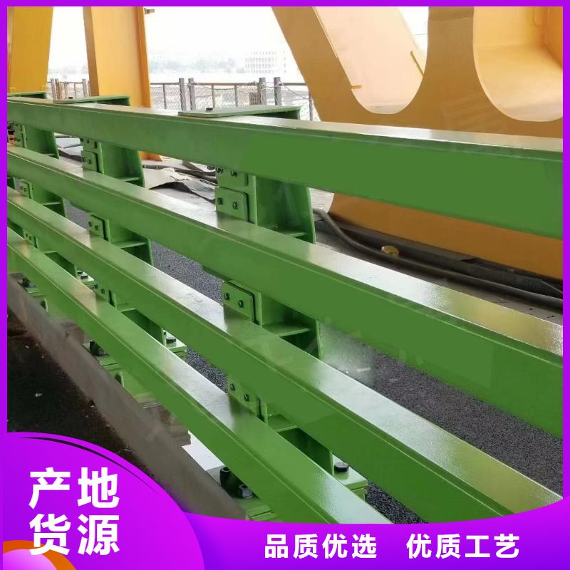 【防撞護欄道路護欄用心做好每一件產(chǎn)品】