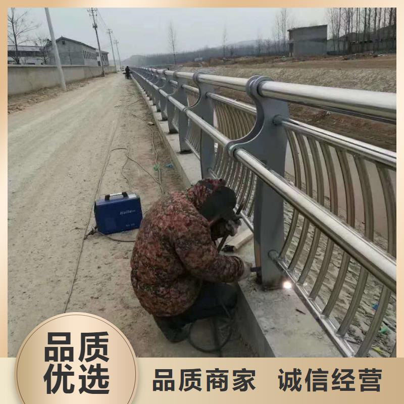 道路護欄防撞立柱廠家新品