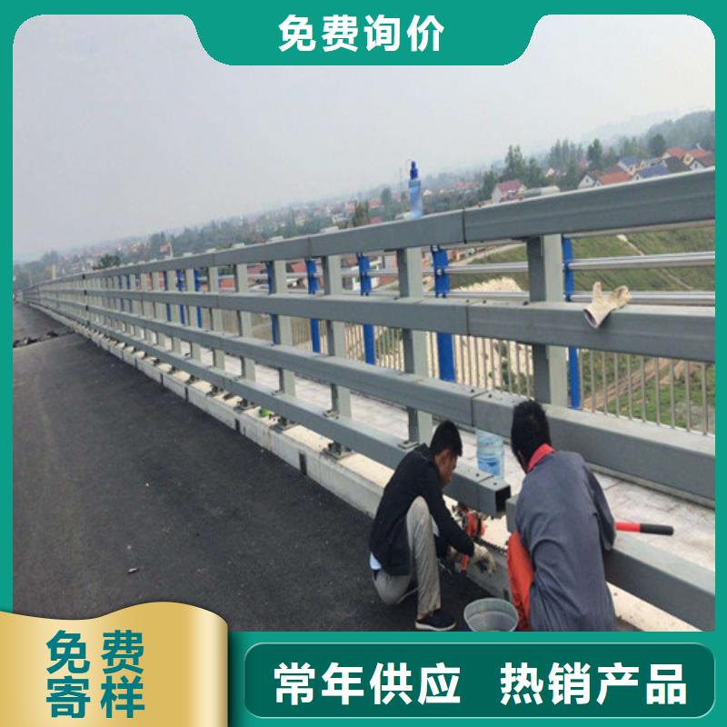 道路防撞護欄廠家，質(zhì)優(yōu)