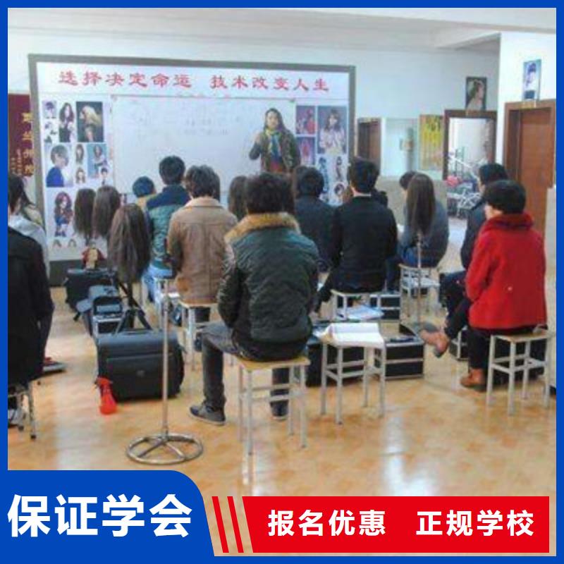 【美容美发培训】装载机铲车叉车驾驶培训学校手把手教学