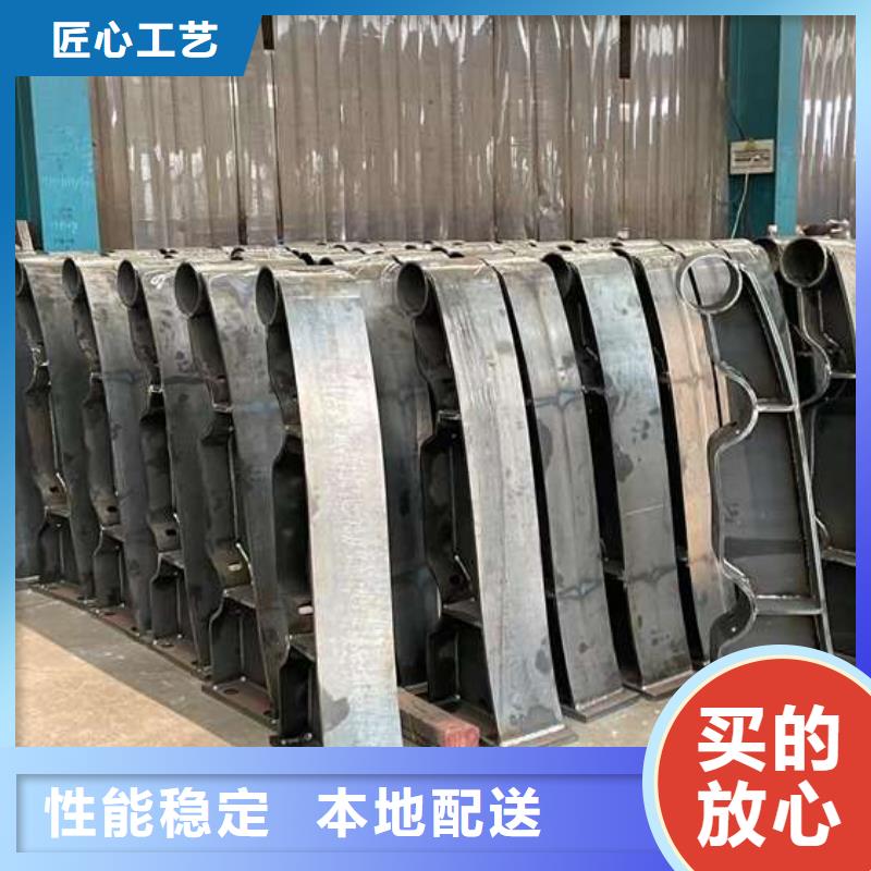 人行道護(hù)欄_熱鍍鋅立柱一站式供應(yīng)