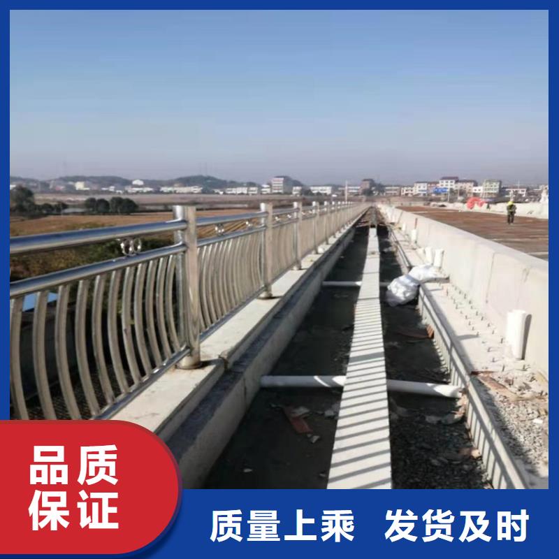 【護(hù)欄市政道路防護(hù)欄定制速度快工期短】