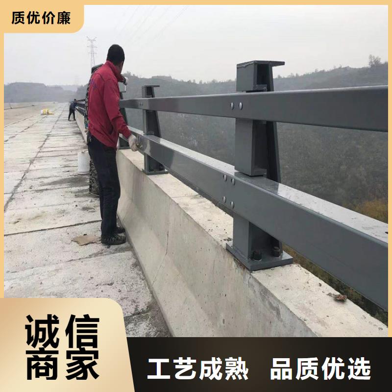 道路鐵藝護(hù)欄每米單價是多少