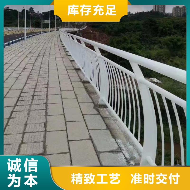 河道護欄立柱實拍展現