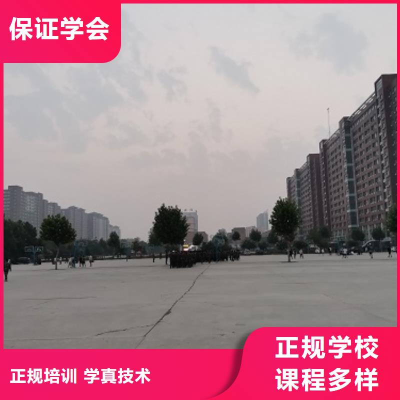 数控学校学挖掘机钩机学费多少钱就业前景好