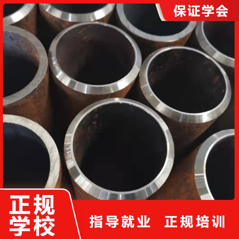 焊工学校学厨师多少钱一年就业不担心