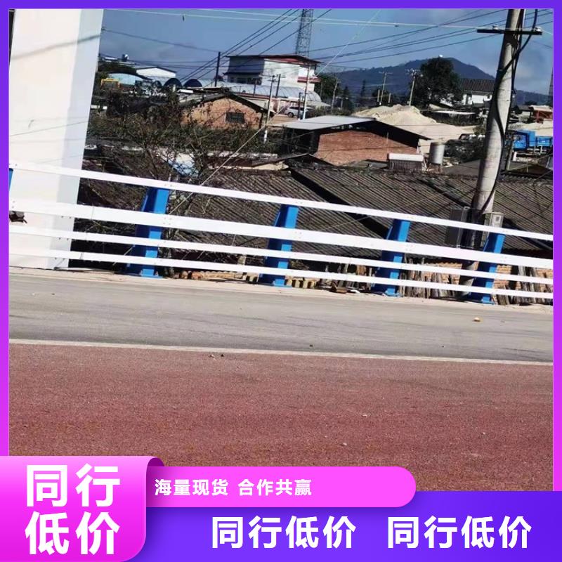 環(huán)波梁道路護(hù)欄廠家廣受好評(píng)