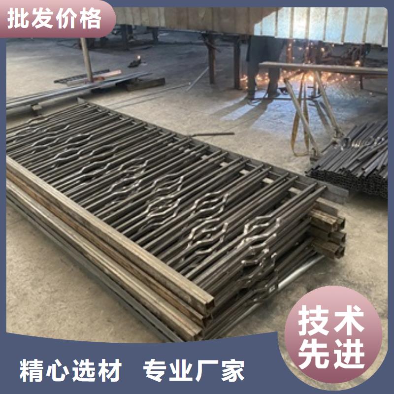 1【M型防撞護欄】保質保量