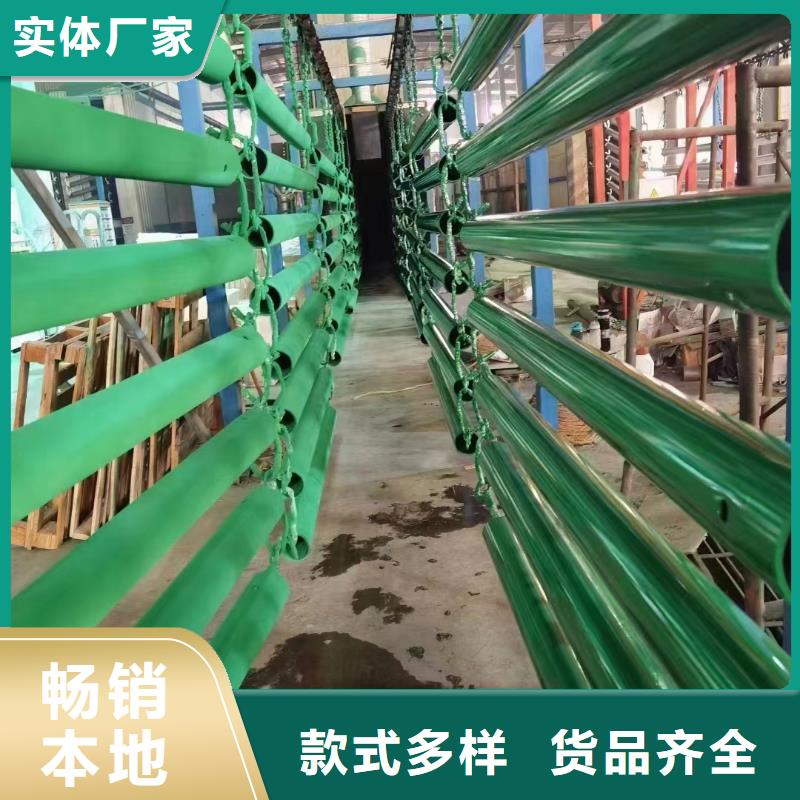 护栏波形护栏立柱工厂批发