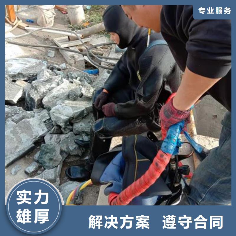 水上浮吊船水下設施建設技術精湛