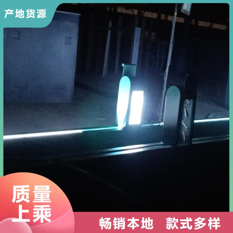 智能燈箱不銹鋼候車亭品質(zhì)過關(guān)