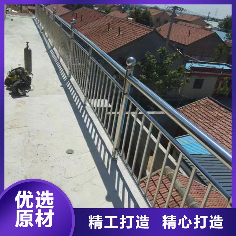 護(hù)欄-道路護(hù)欄廠家專注細(xì)節(jié)更放心