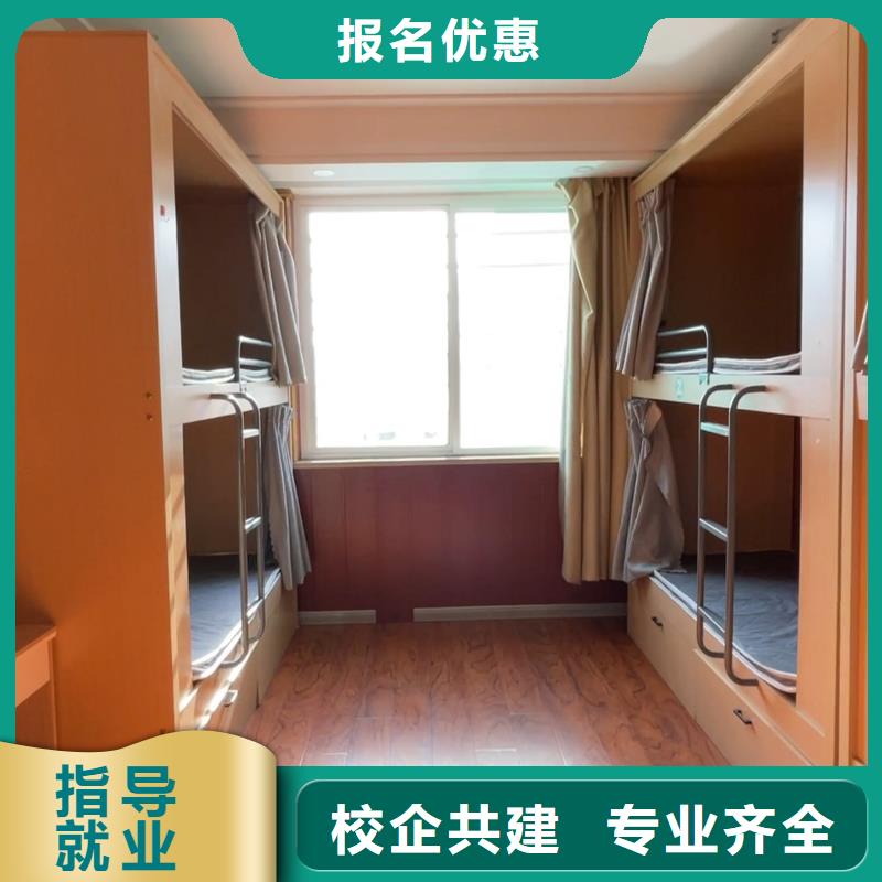 高中暑假班,美術生文化課培訓老師專業