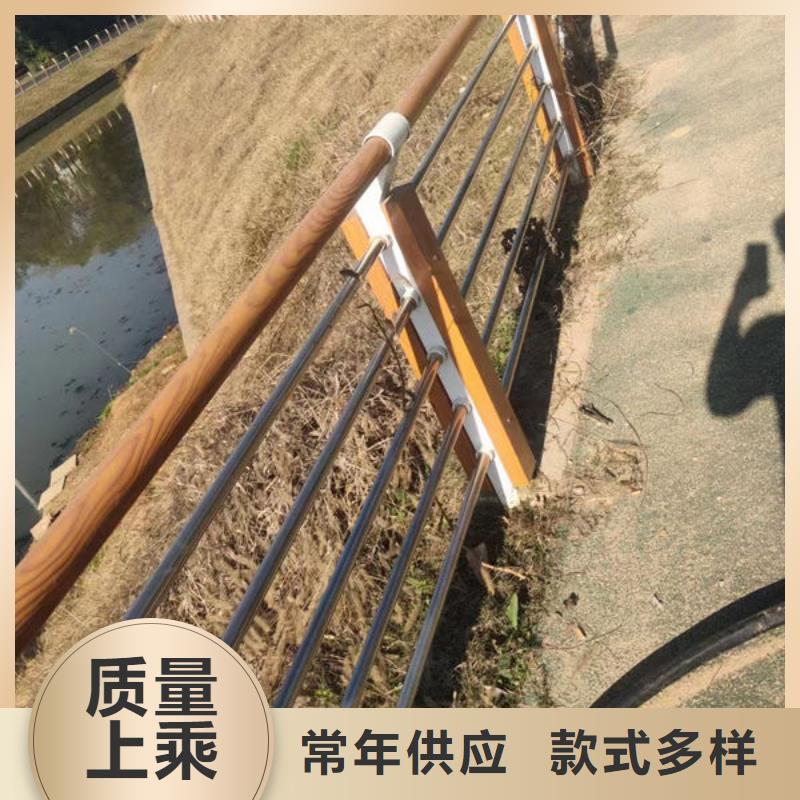 實力廠家防撞護欄