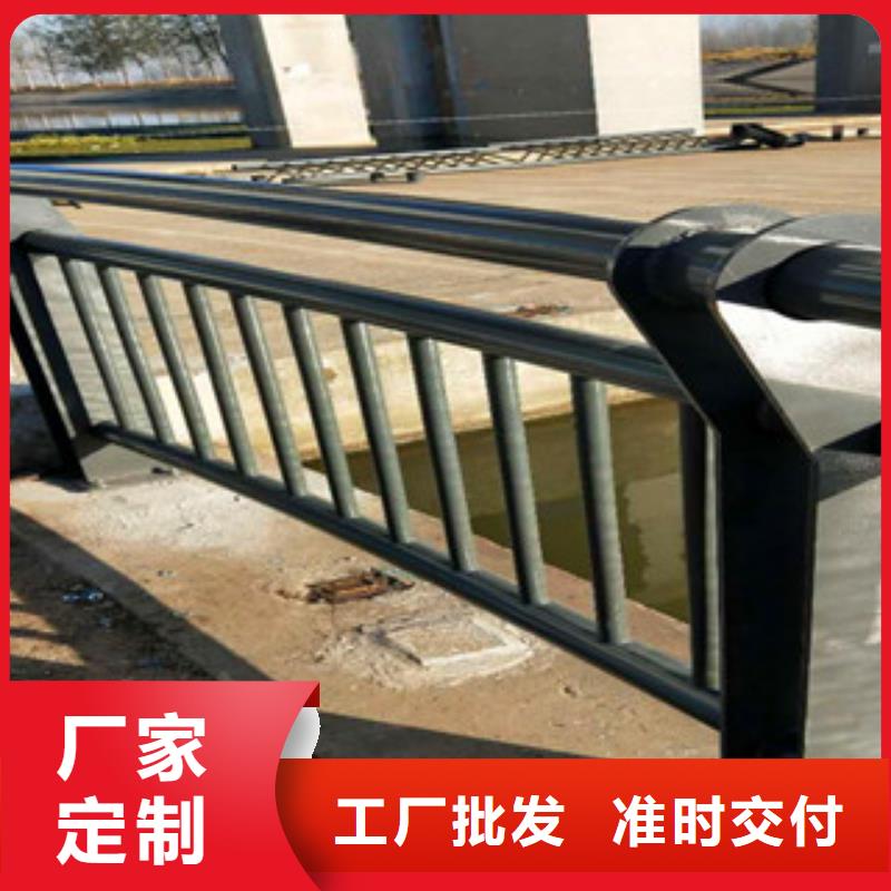 不銹鋼復(fù)合管護欄公路防撞護欄專業(yè)品質(zhì)